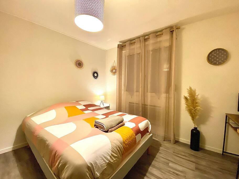 Ferienwohnung Au Calme Confort & Proche Centre Le Mans Exterior foto